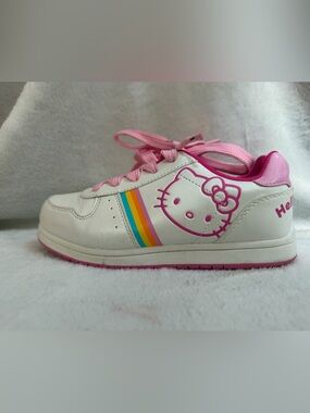 Hello Kitty Girls Size 2 Rainbow Lace-Up Sneakers White Pink Kawaii Shoes